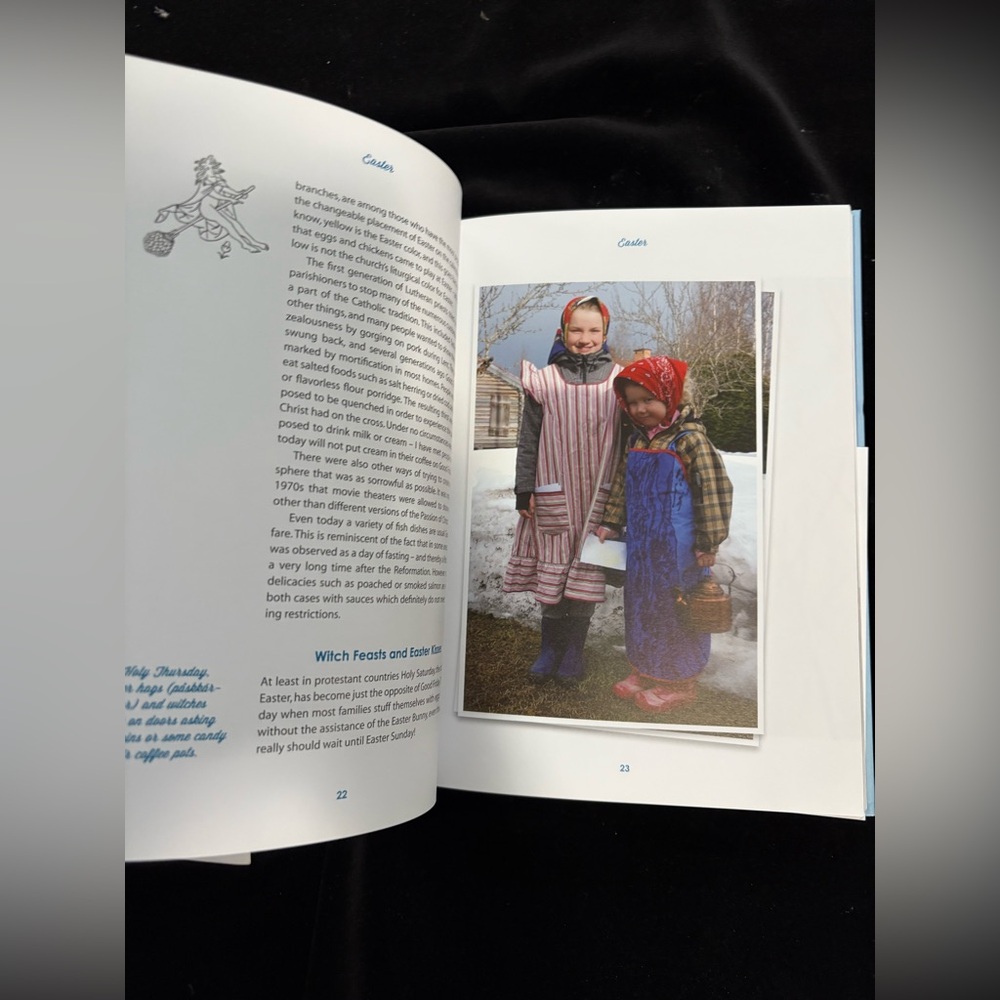 2 Pristine Books On Sweden “Stockholm PB & HB “Swedish Traditions” - Picture 8 of 13